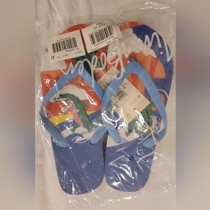 NWT size 33 Mini Boden flip Flops